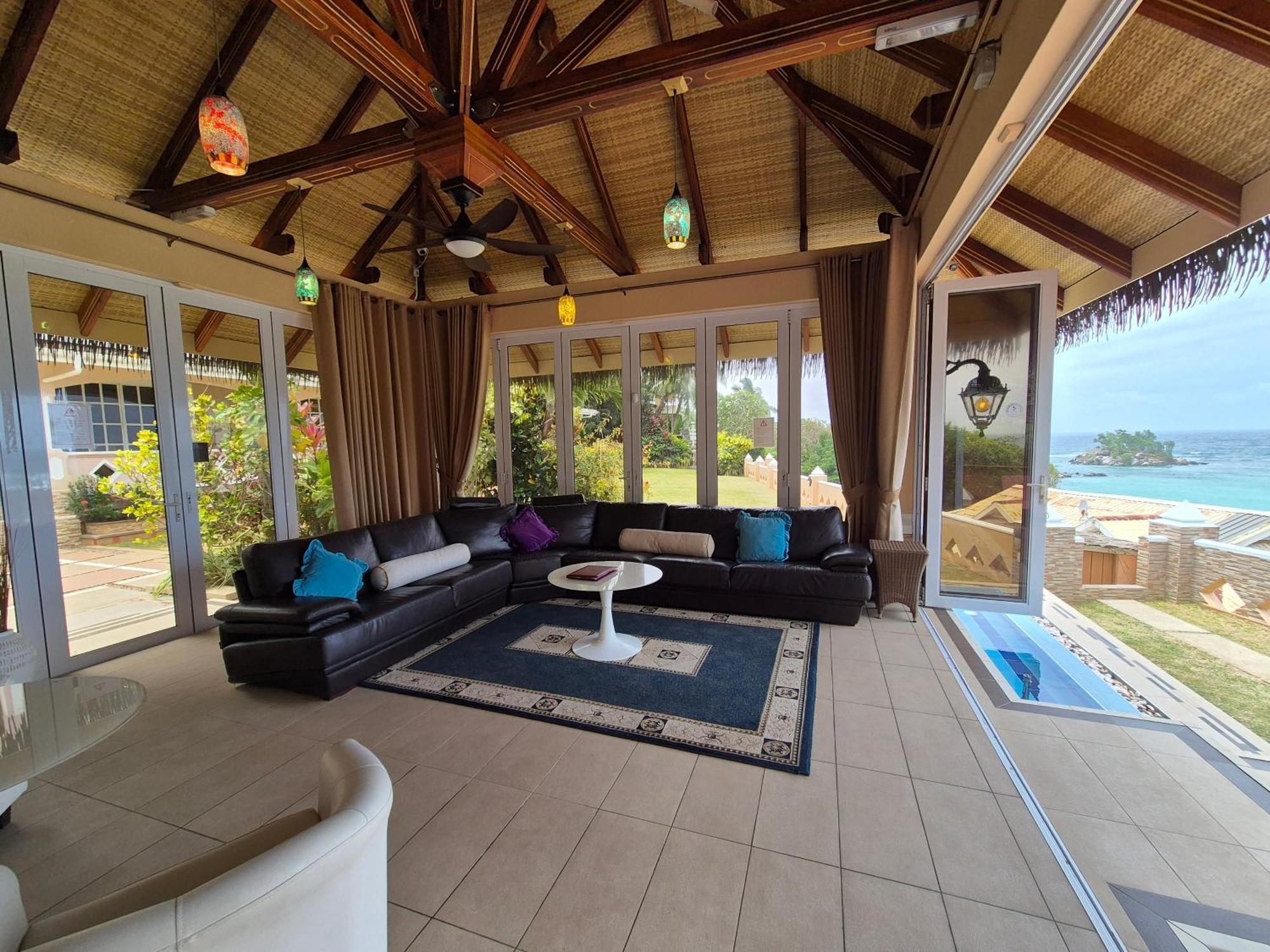 Au Fond De Mer View Anse Royale Ngoại thất bức ảnh