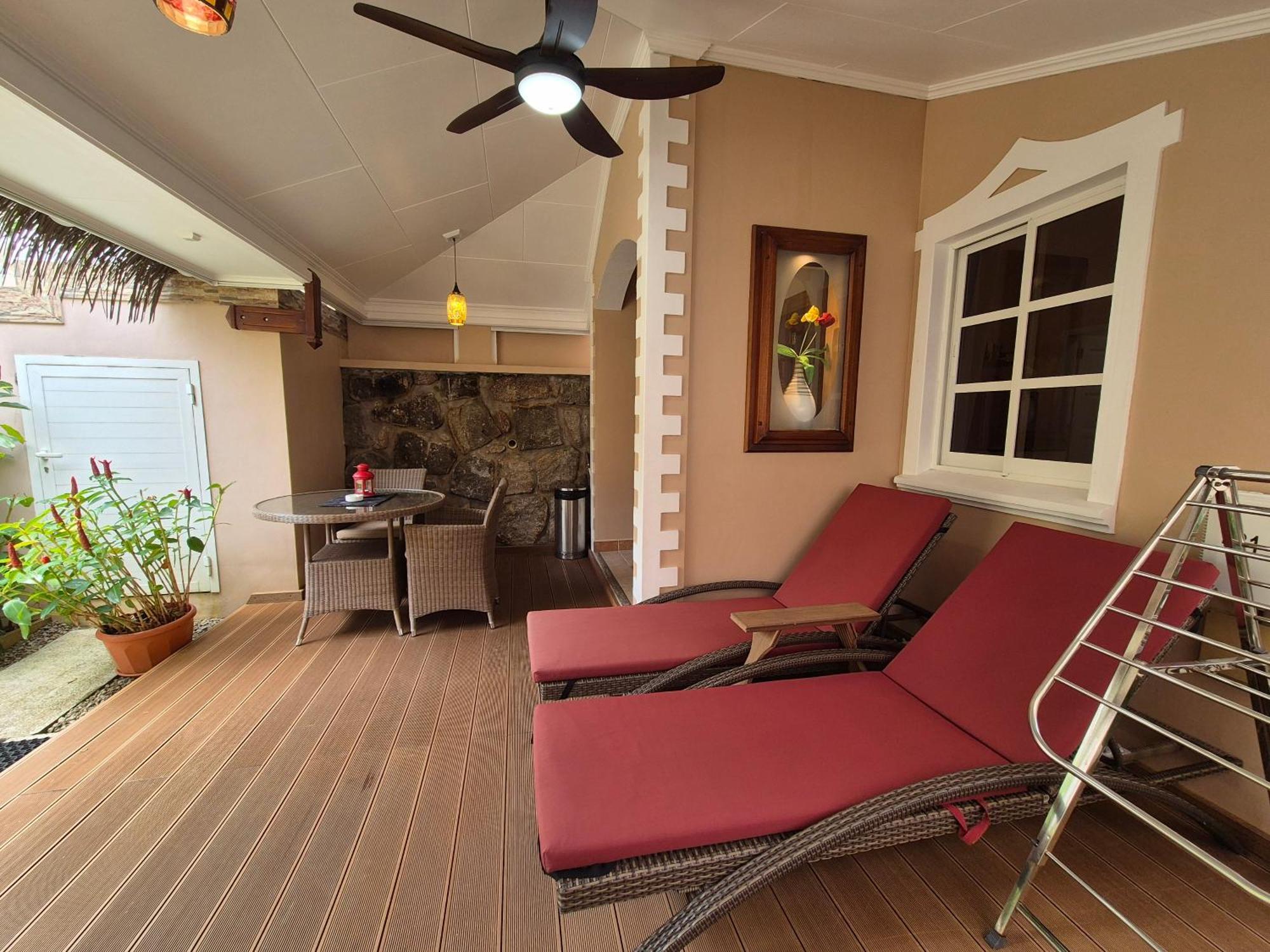 Au Fond De Mer View Anse Royale Ngoại thất bức ảnh